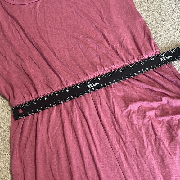 Zig Zag Stripe rose/mauve romper, short sleeve cropped wide legs sz Medium - Picture 9 of 11